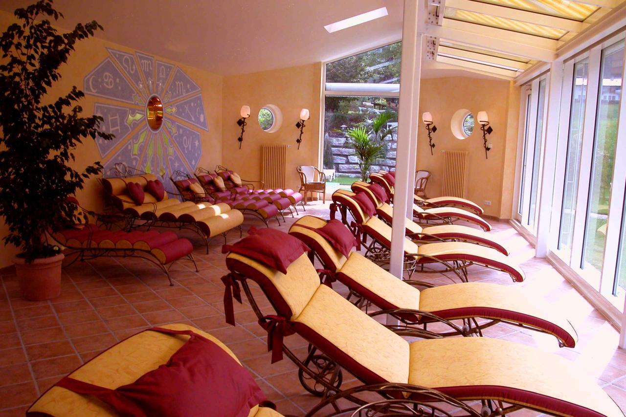 Alm- & Wellnesshotel Alpenhof Шёнау-ам-Кёнигсзе Экстерьер фото