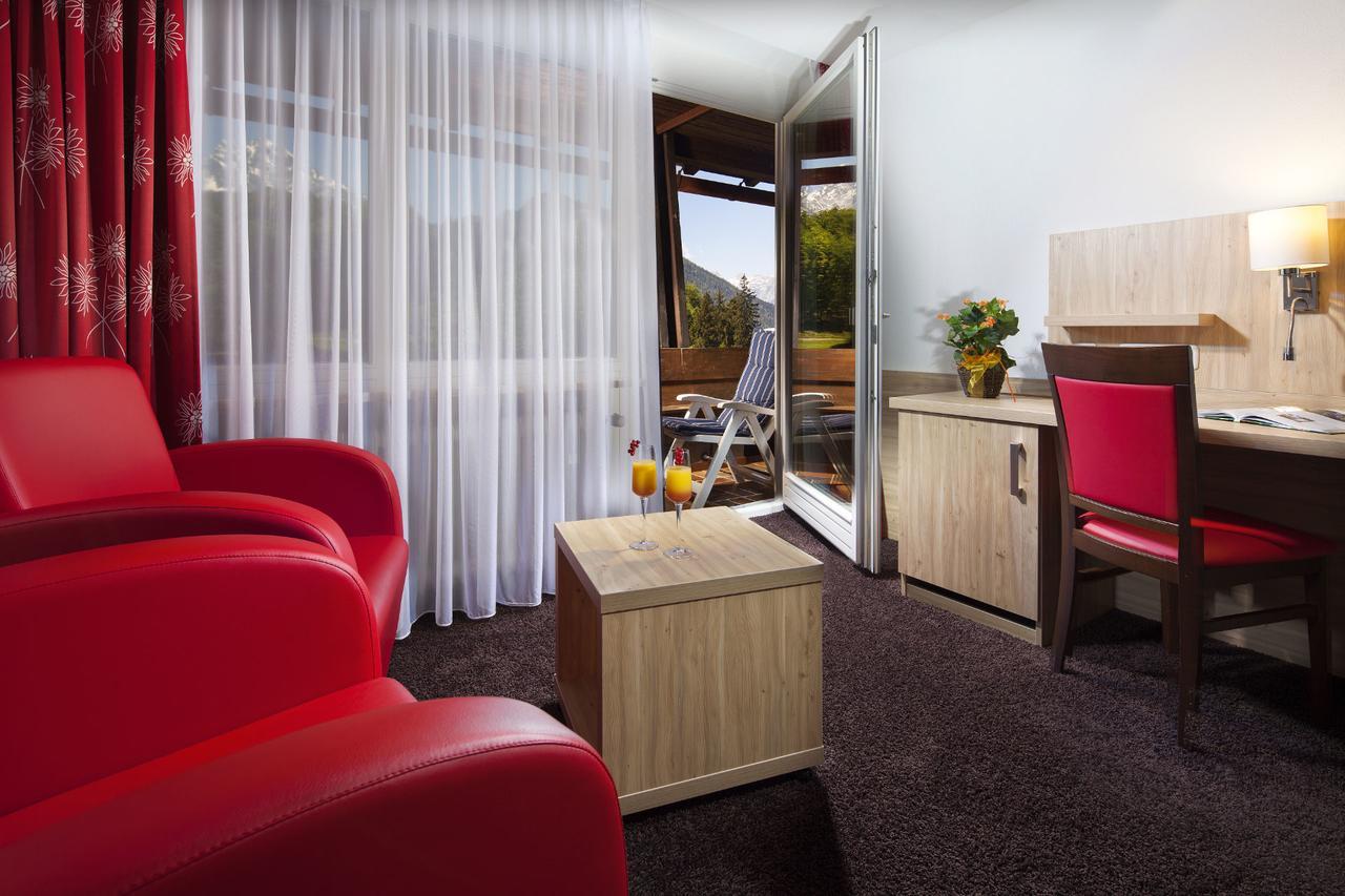 Alm- & Wellnesshotel Alpenhof Шёнау-ам-Кёнигсзе Экстерьер фото